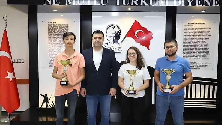 Turgutlu Belediyespor'da kupa sevinci