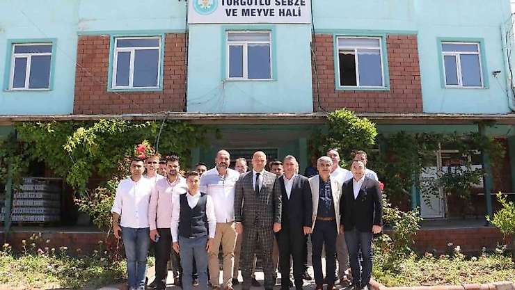 Turgutlu'da hal sezonu törenle açıldı