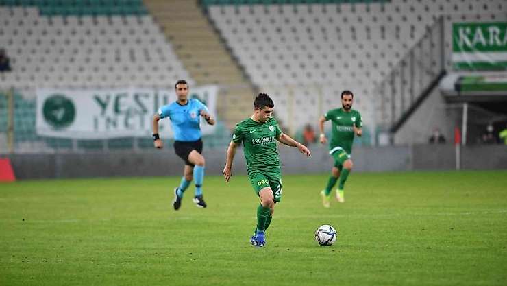 Vefa Temel, Bursaspor'la olan sözleşmesini feshetti
