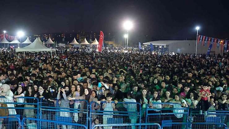 Yunuseli'nde İkilem rüzgarı esti