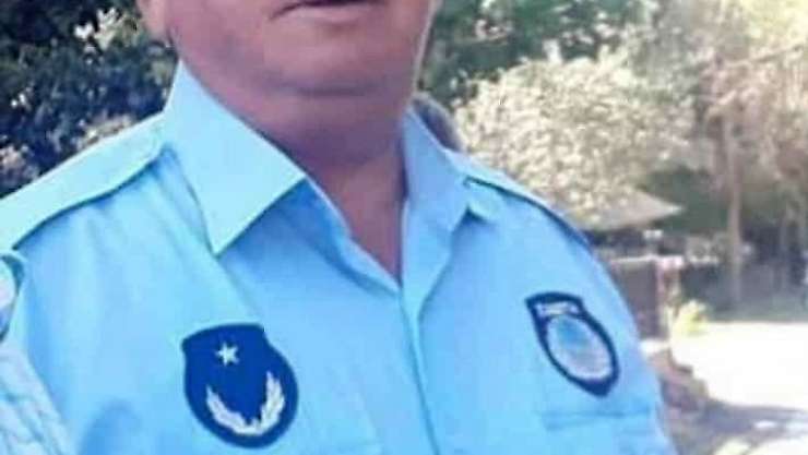 Zabıta komiseri evinde ölü bulundu