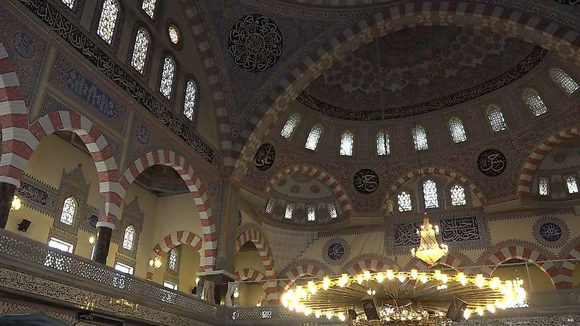 Türkiye’nin ilk asansörlü camisi Ramazan ayına hazır