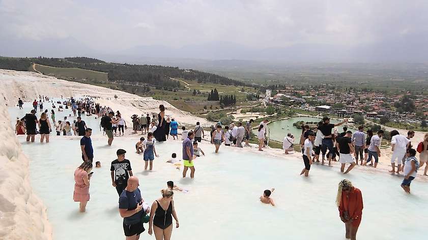 Pamukkale’de bayram bereketi