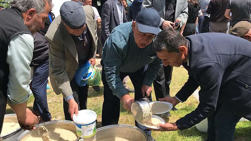 Çanakkale’de Aşıklar Sokağı’nda gençler kısmetini aradı