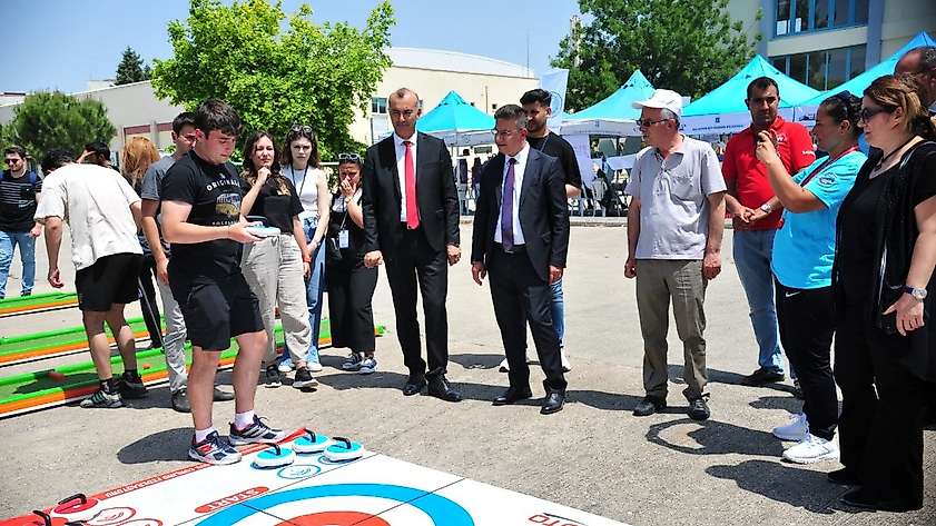 BAÜN’de Öğrenci Toplulukları Festivali gerçekleştirildi