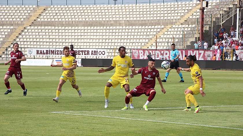 Bandırmaspor finale yükseldi