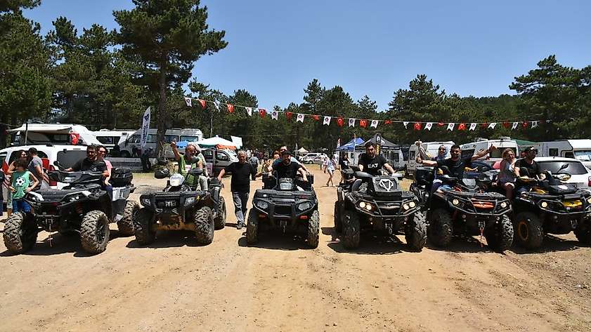 Sındırgı kamp ve karavan festivali doğaseverleri bir araya getirdi