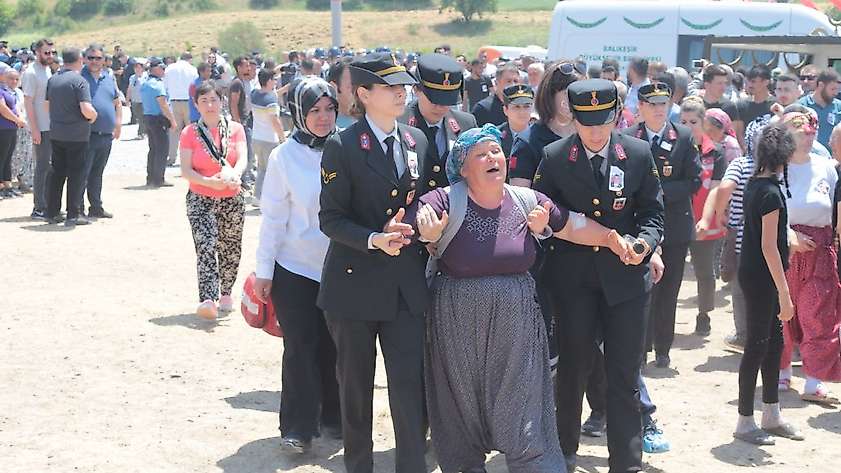 Şehit Uzman Çavuş Özcan'a veda