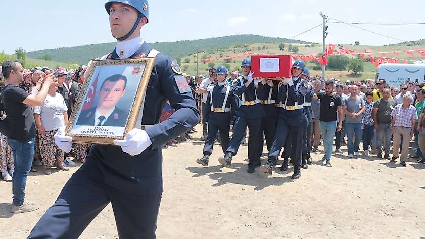 Şehit Uzman Çavuş Özcan'a veda