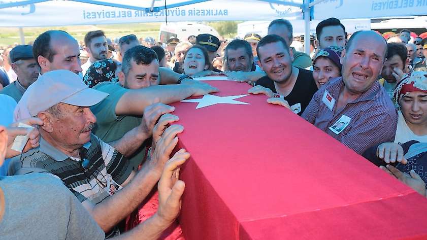 Şehit Uzman Çavuş Özcan'a veda