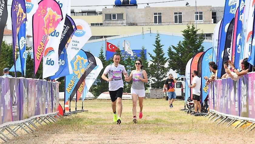 Avşa’da temiz bir Marmara için koştular
